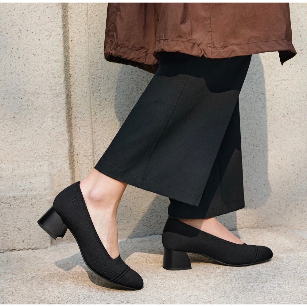 Vivaia womens Julie Arch Pro Almond Toe Block Heels Black 37.5 US 7 smart casual - Picture 10 of 10